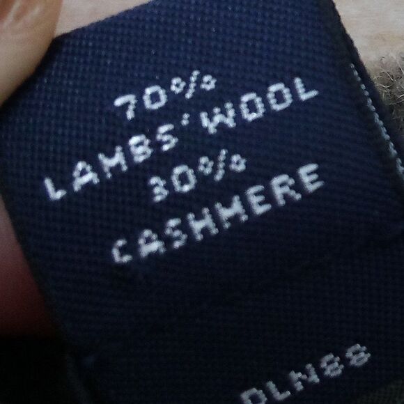 Lands' End V-Neck Cashmere Wool Sweater - Picture 4 of 7